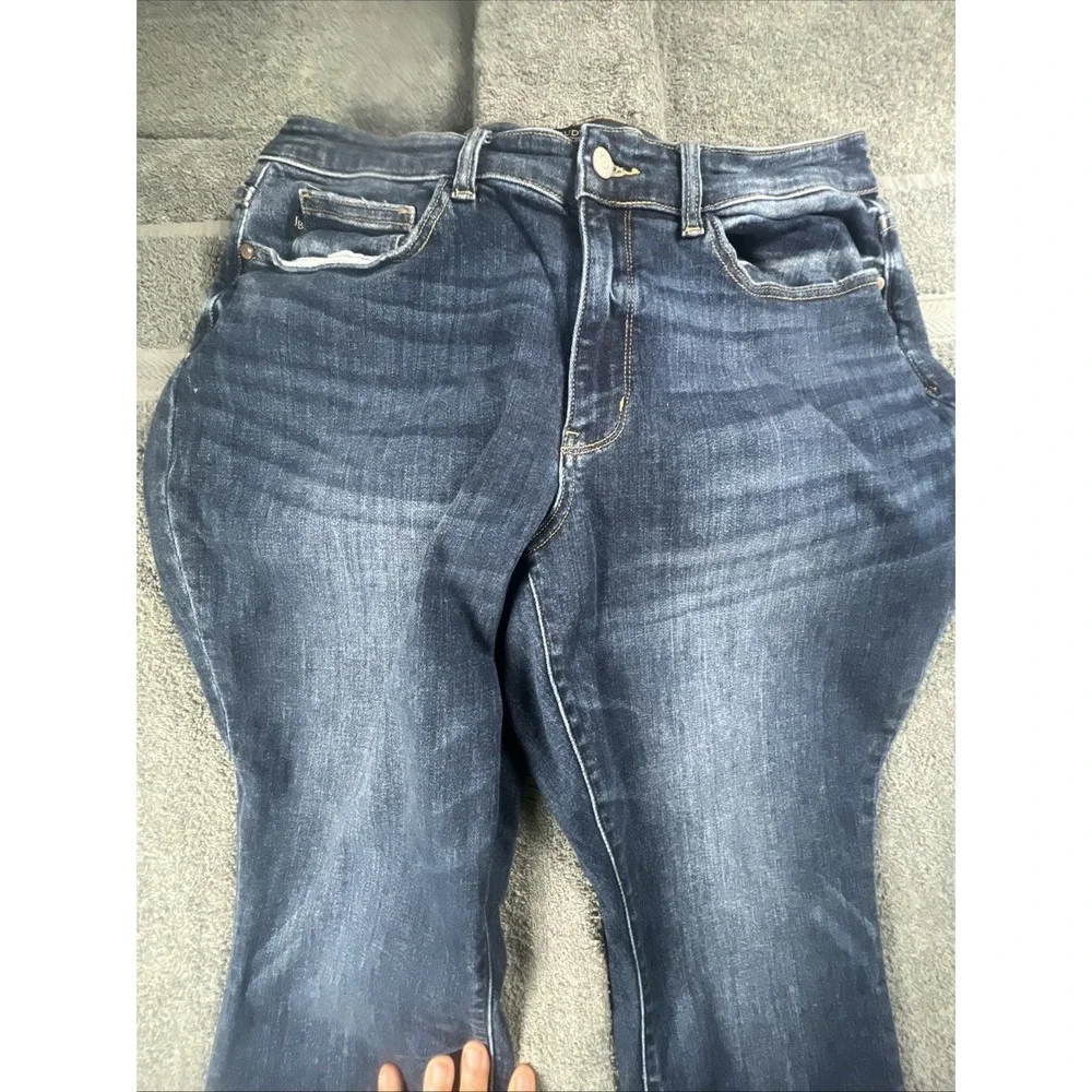 Judy Blue Jeans Women's 16W Blue Denim Boyfriend Distressed Preppy City 34x28 - Picture 2 of 9